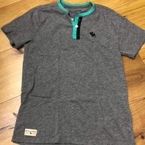 Abercrombie kids tee